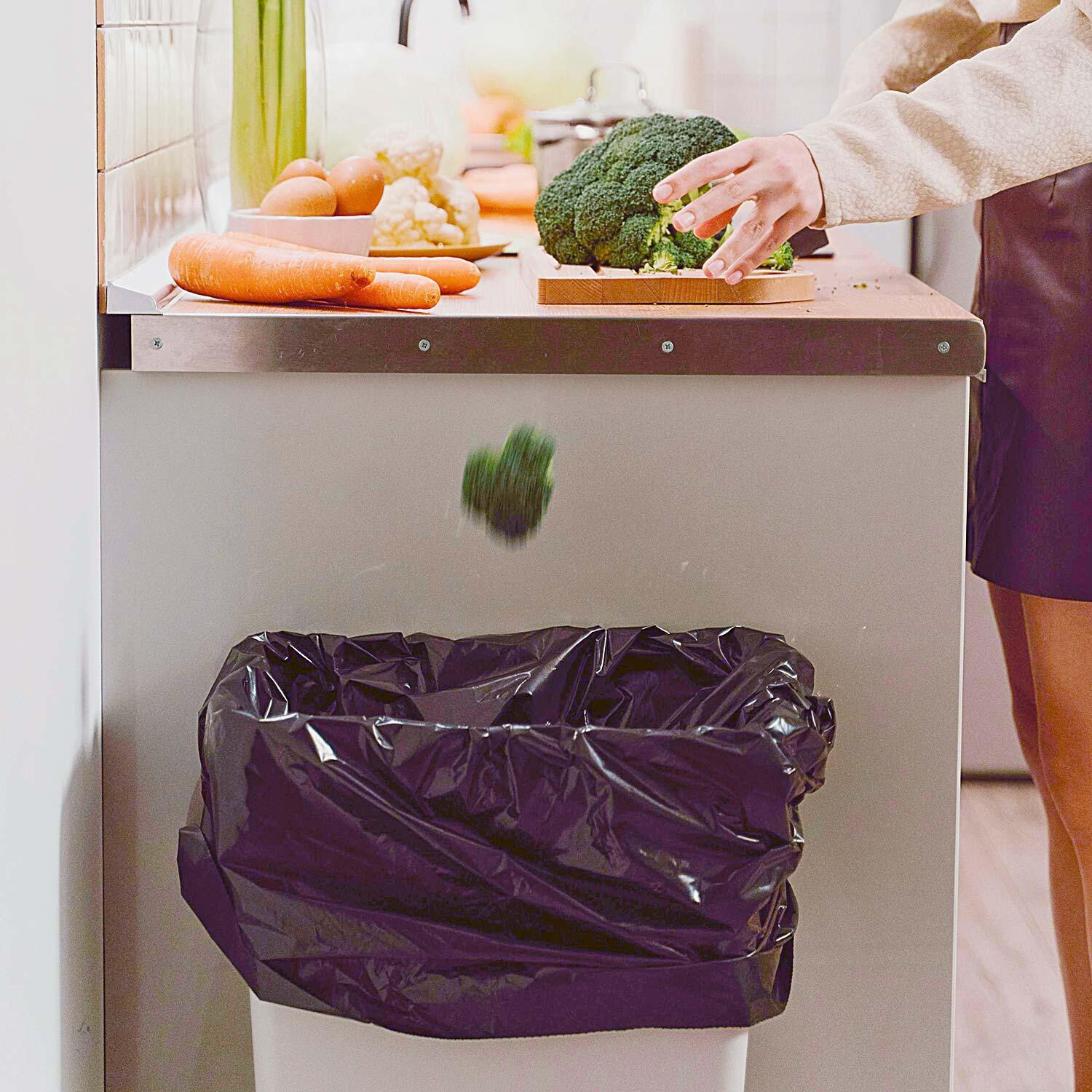 Mlleimerbeutel 30 Liter, 50 x 60 cm gerollt schwarz, stark, 500 Stk.